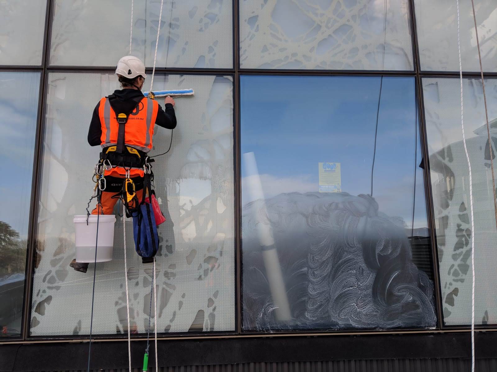 Christchurch commercial window cleaning